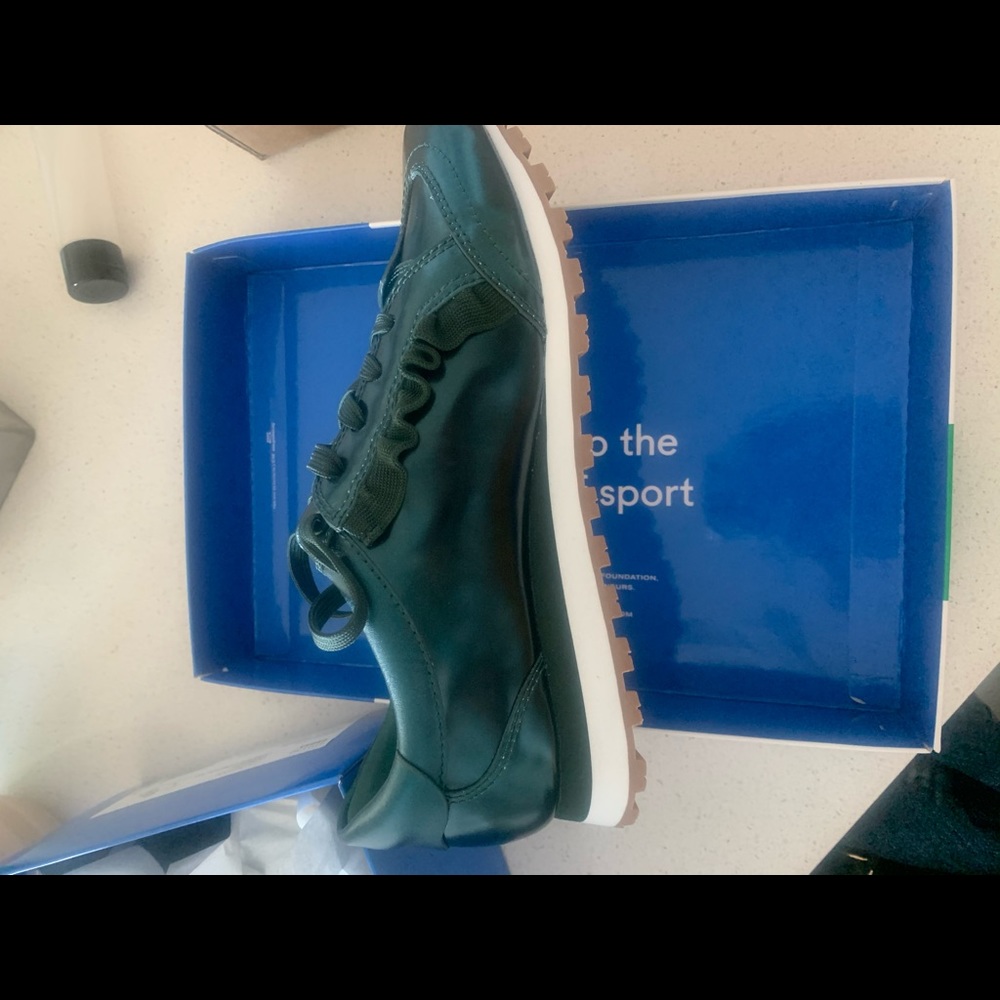 Tory Burch Ruffle Trainers - Picture 3 of 6